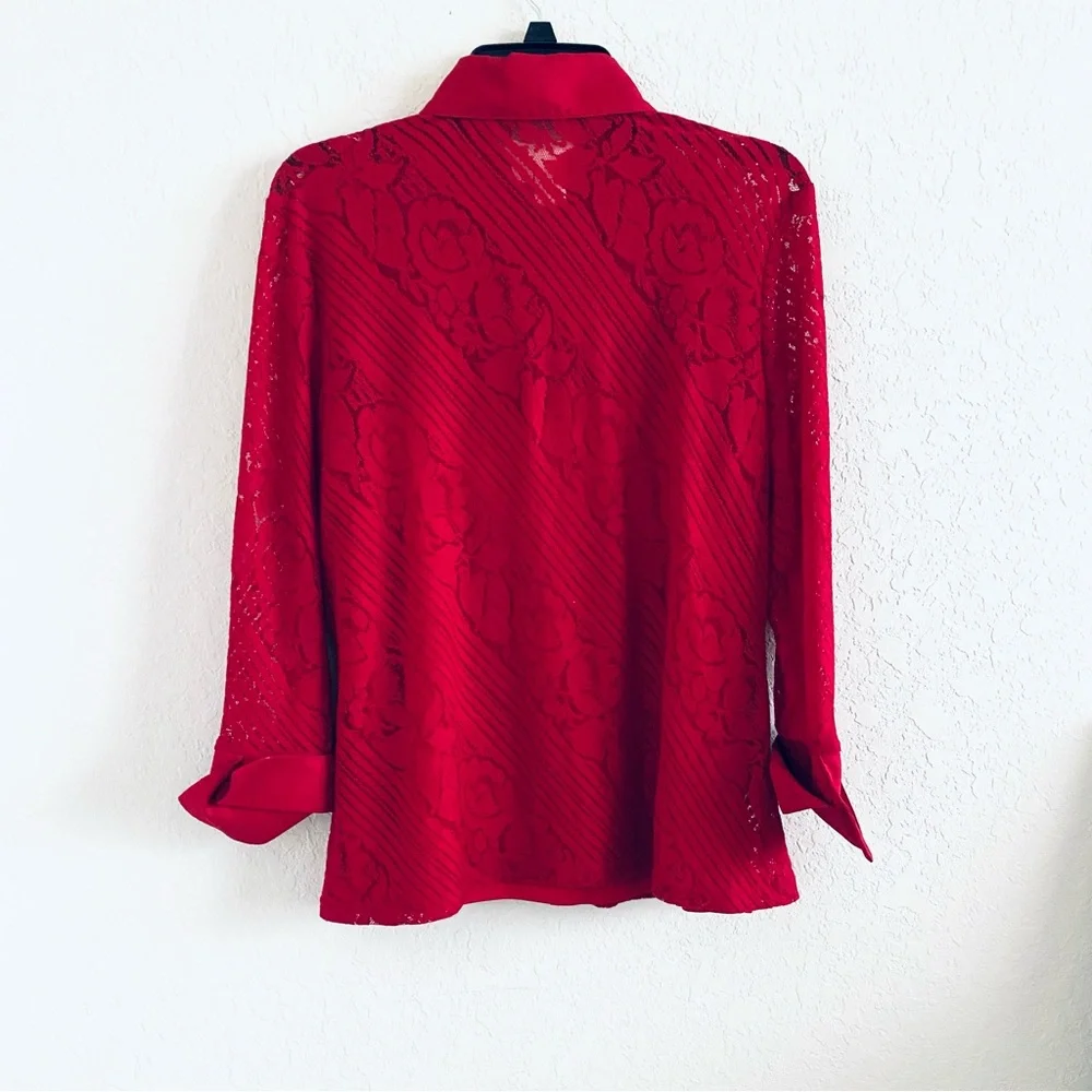 Coldwater Creek Red Lace 2 Piece Button Down Blouse
Size Large - Picture 2 of 8